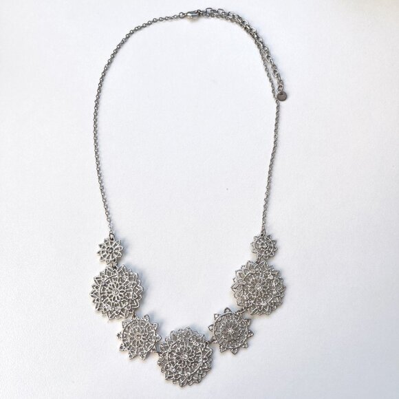 Francesca's Collections Silver Statement Necklace - Picture 3 of 4